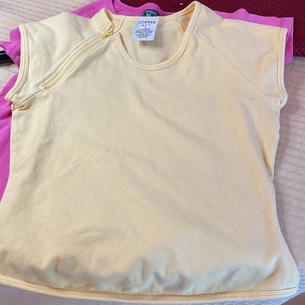2 girls tops